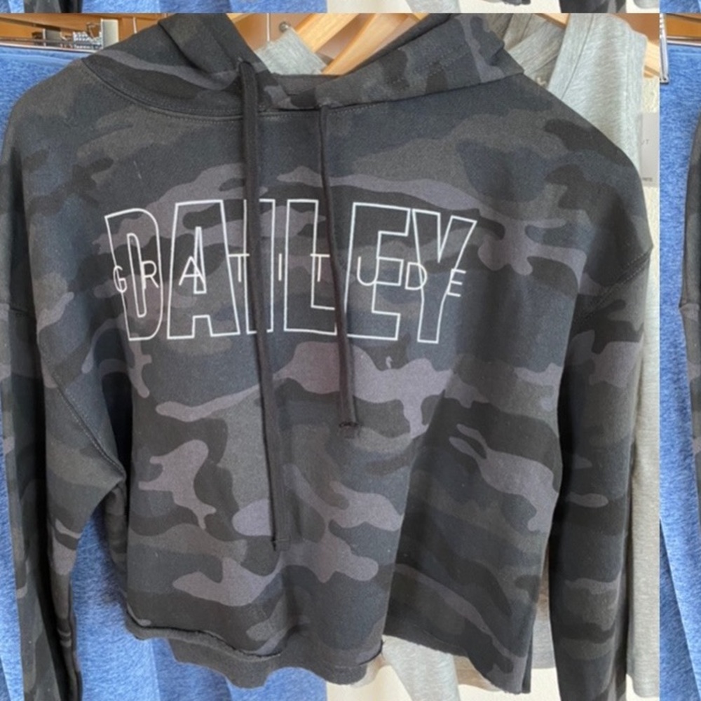 Cropped hoodie
